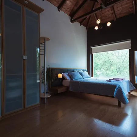 River Side Villa *