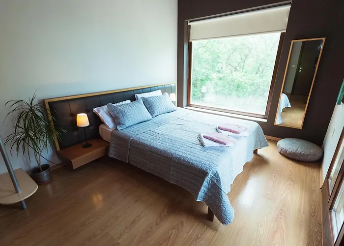 River Side * Alli Meria